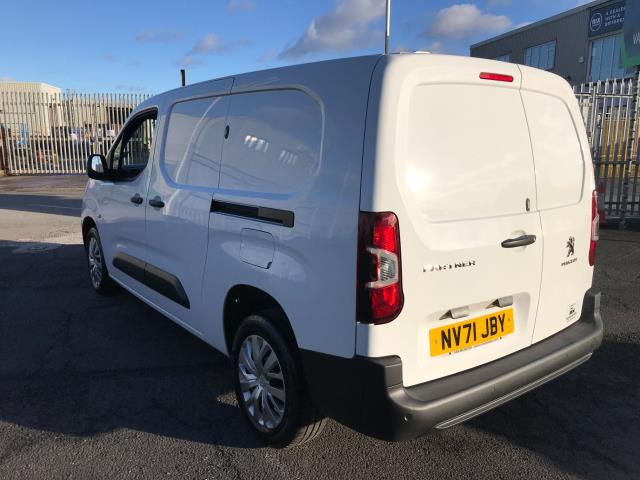 2022 Peugeot Partner L2 950 1.5BLUE HDI 100PS PROFESSIONAL PREMIUM EURO 6 (NV71JBY) Image 5
