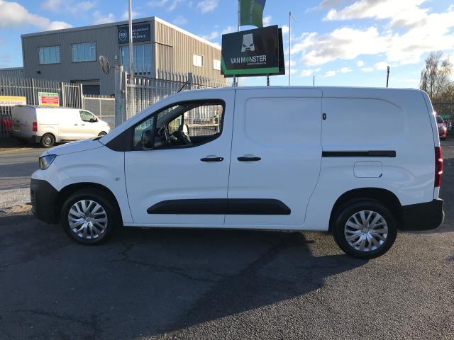 2022 Peugeot Partner L2 950 1.5BLUE HDI 100PS PROFESSIONAL PREMIUM EURO 6 (NV71JBY) Image 9