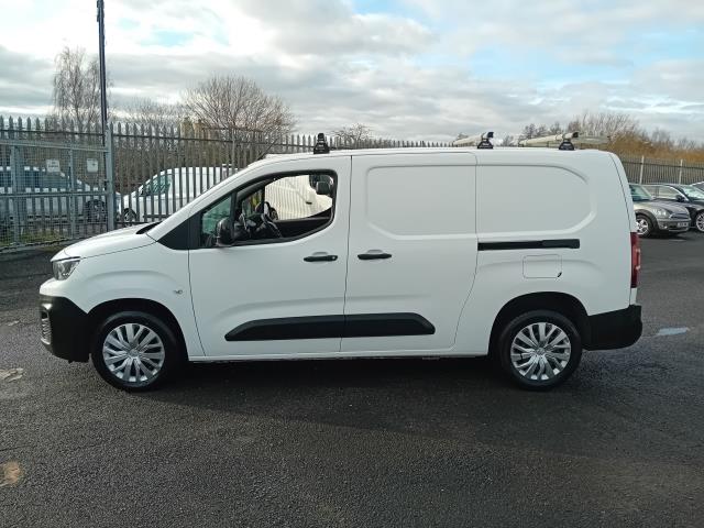 2022 Peugeot Partner L2 950 1.5BLUE HDI 100PS PROFESSIONAL PREMIUM EURO 6 (NV71KNG) Image 9