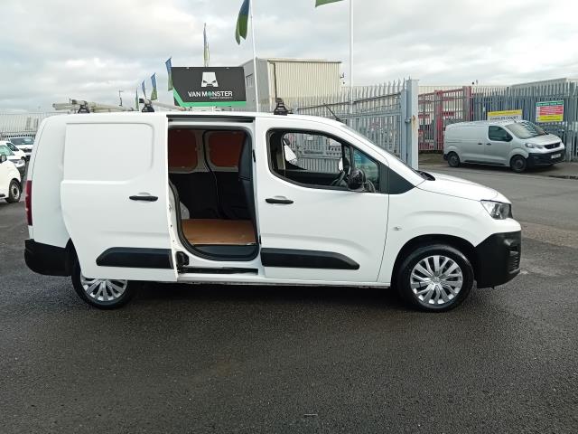 2022 Peugeot Partner L2 950 1.5BLUE HDI 100PS PROFESSIONAL PREMIUM EURO 6 (NV71KNG) Image 8