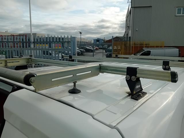 2022 Peugeot Partner L2 950 1.5BLUE HDI 100PS PROFESSIONAL PREMIUM EURO 6 (NV71KNG) Image 26