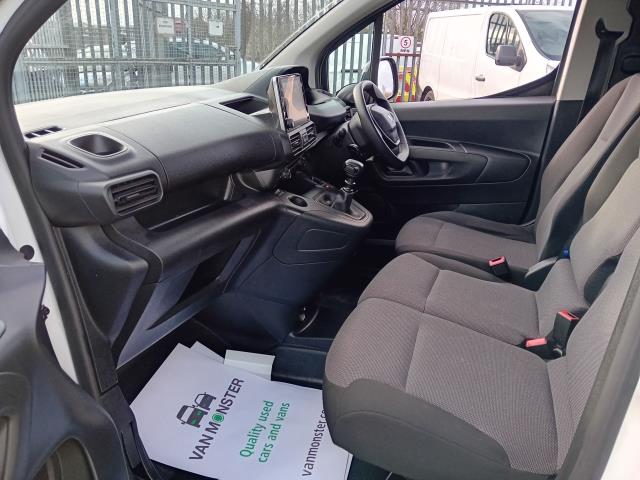 2022 Peugeot Partner L2 950 1.5BLUE HDI 100PS PROFESSIONAL PREMIUM EURO 6 (NV71KNG) Image 21