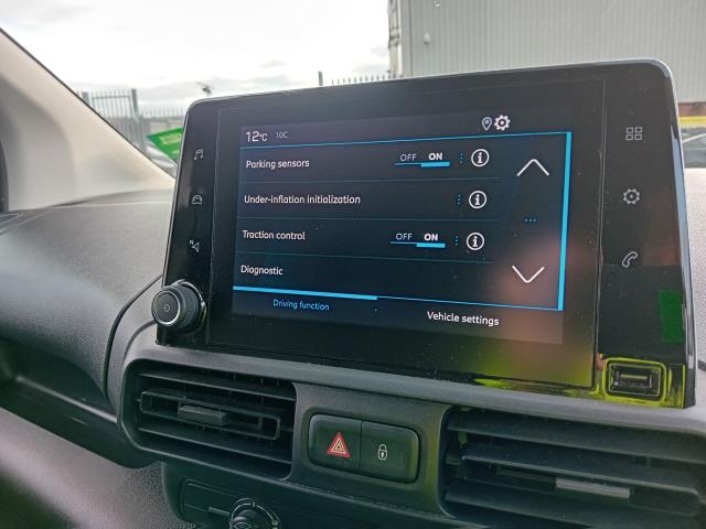 2022 Peugeot Partner L2 950 1.5BLUE HDI 100PS PROFESSIONAL PREMIUM EURO 6 (NV71KNG) Image 30