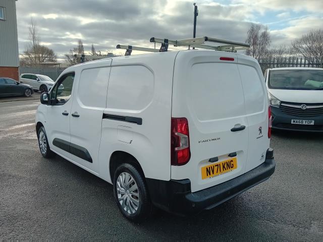 2022 Peugeot Partner L2 950 1.5BLUE HDI 100PS PROFESSIONAL PREMIUM EURO 6 (NV71KNG) Image 5
