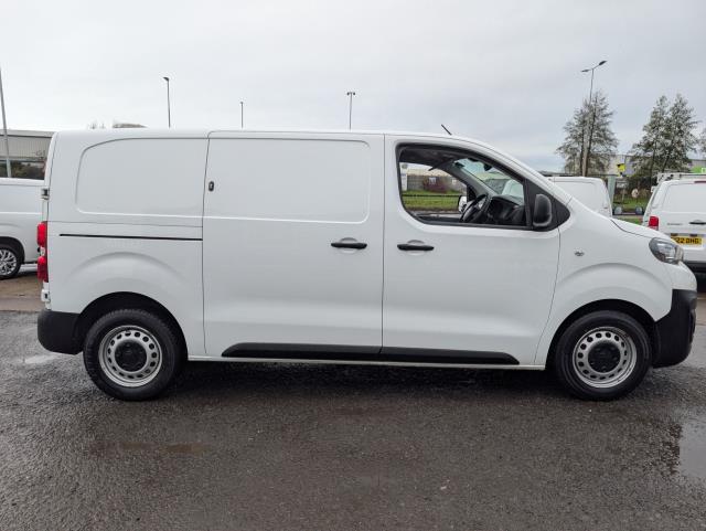 2021 Peugeot Expert 1400 2.0 Bluehdi 145 Professional Premium Van (NV71LDY) Image 15
