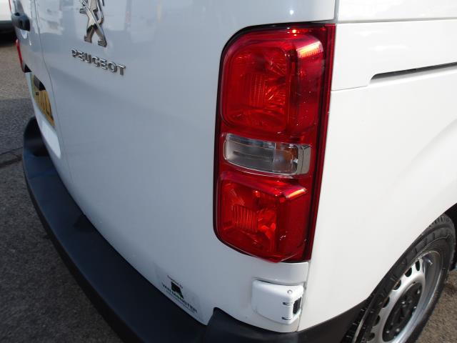 2022 Peugeot Expert 1000 100Kw 75Kwh Professional Van Auto (NV71LDZ) Image 13