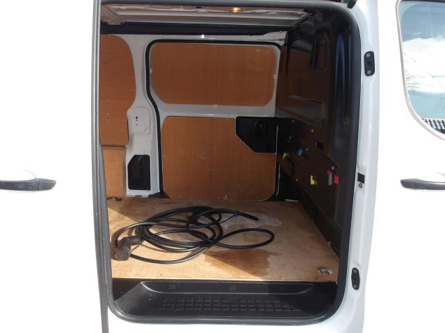 2022 Peugeot Expert 1000 100Kw 75Kwh Professional Van Auto (NV71LDZ) Image 18