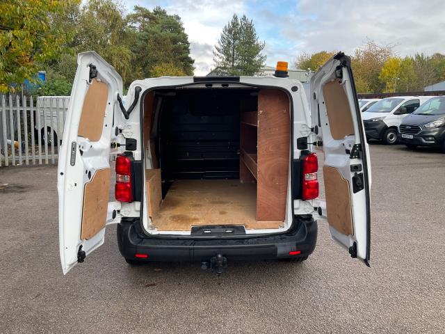 2021 Peugeot Expert 1000 1.5 Bluehdi 100 Professional Van (NV71LNC) Image 12