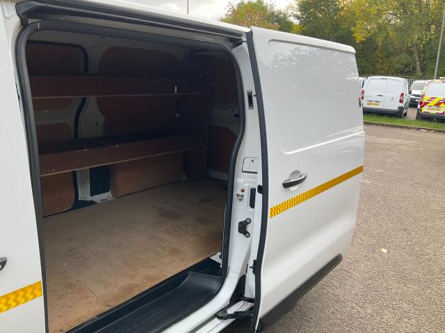 2021 Peugeot Expert 1000 1.5 Bluehdi 100 Professional Van (NV71LNC) Image 8