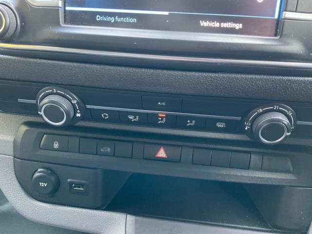 2021 Peugeot Expert 1000 1.5 Bluehdi 100 Professional Van (NV71LNC) Image 27