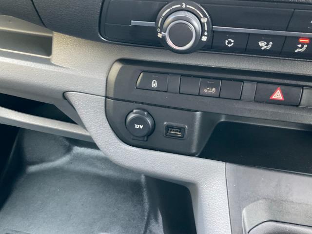 2021 Peugeot Expert 1000 1.5 Bluehdi 100 Professional Van (NV71LNC) Image 28