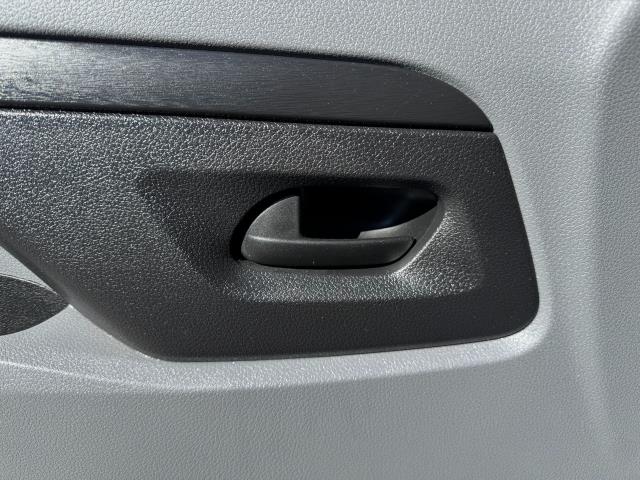 2021 Peugeot Expert L1 1000 1.5 Bluehdi 100 Professional Van (NV71LNF) Image 39