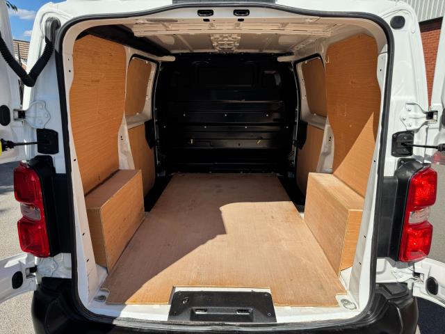 2021 Peugeot Expert L1 1000 1.5 Bluehdi 100 Professional Van (NV71LNF) Image 50