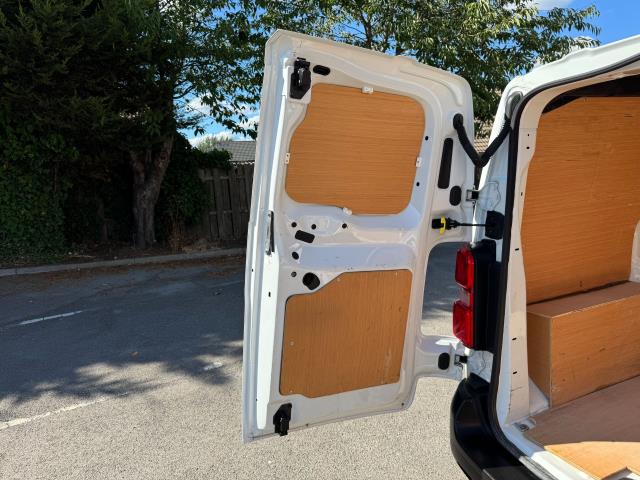 2021 Peugeot Expert L1 1000 1.5 Bluehdi 100 Professional Van (NV71LNF) Image 56