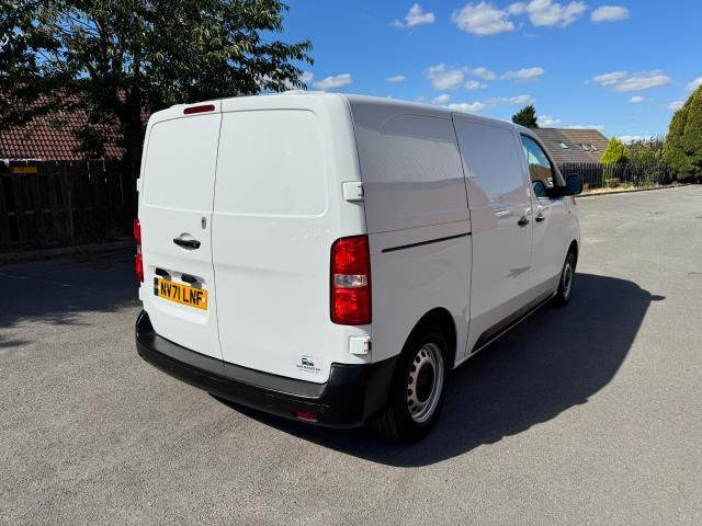 2021 Peugeot Expert L1 1000 1.5 Bluehdi 100 Professional Van (NV71LNF) Image 9