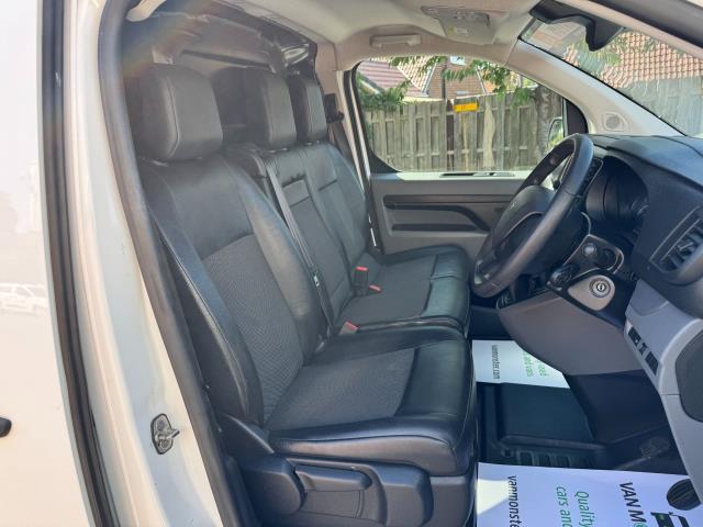 2021 Peugeot Expert L1 1000 1.5 Bluehdi 100 Professional Van (NV71LNF) Image 16