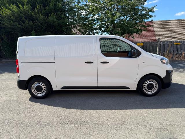 2021 Peugeot Expert L1 1000 1.5 Bluehdi 100 Professional Van (NV71LNF) Image 10