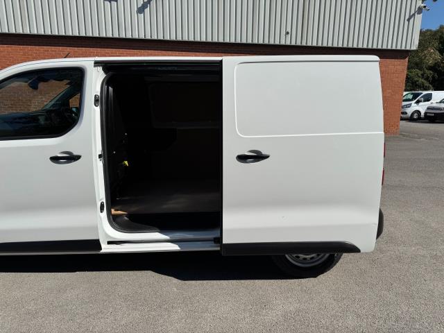 2021 Peugeot Expert L1 1000 1.5 Bluehdi 100 Professional Van (NV71LNF) Image 44