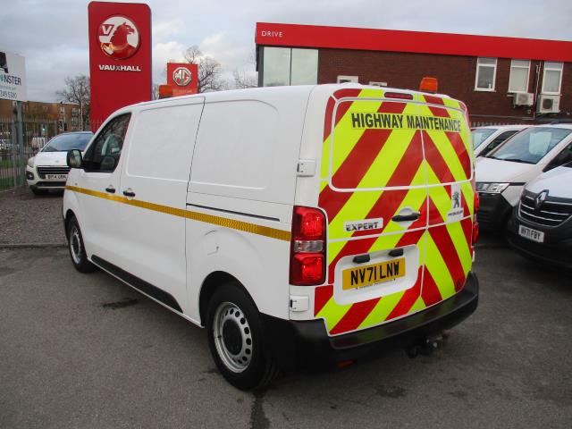 2021 Peugeot Expert 1000 1.5 Bluehdi 100 Professional Van (NV71LNW) Image 7