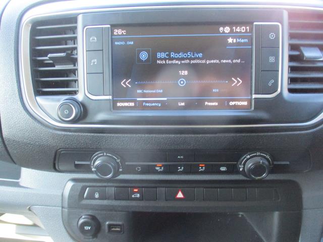 2021 Peugeot Expert 1000 1.5 Bluehdi 100 Professional Van (NV71LNZ) Image 22