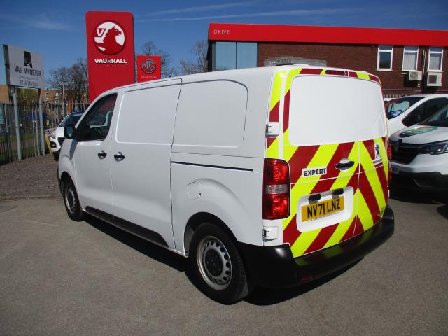 2021 Peugeot Expert 1000 1.5 Bluehdi 100 Professional Van (NV71LNZ) Image 7