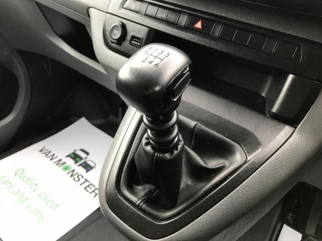 2021 Peugeot Expert 1000 1.5 Bluehdi 100 Professional Van (NV71MKF) Image 24