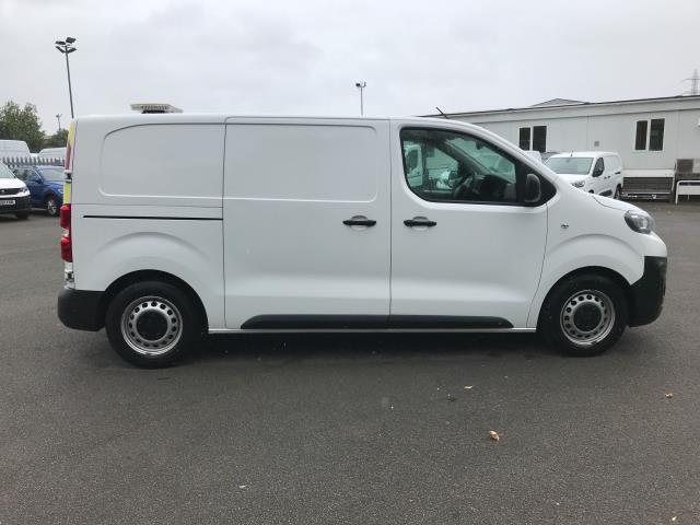 2021 Peugeot Expert 1000 1.5 Bluehdi 100 Professional Van (NV71MKF) Image 12