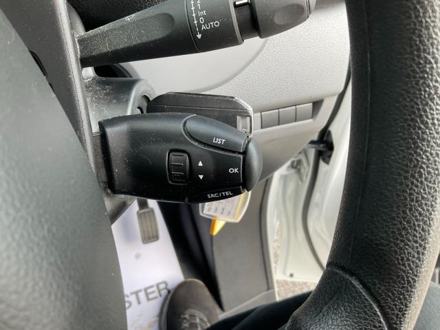 2021 Peugeot Expert 1000 1.5 Bluehdi 100 Professional Van (NV71OKF) Image 30