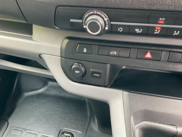 2021 Peugeot Expert 1000 1.5 Bluehdi 100 Professional Van (NV71OME) Image 26