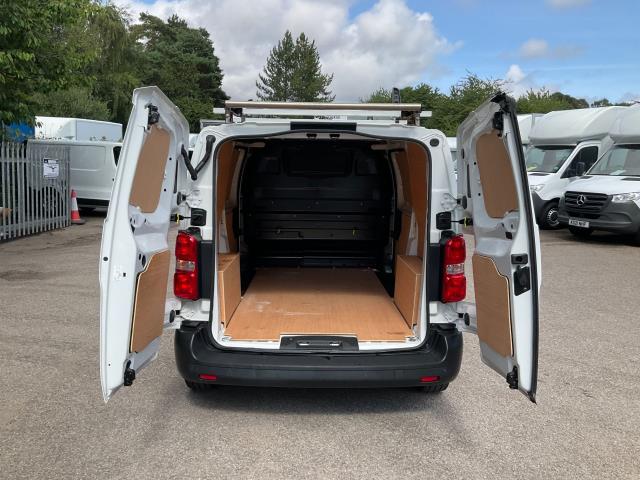 2021 Peugeot Expert 1000 1.5 Bluehdi 100 Professional Van (NV71OMW) Image 12
