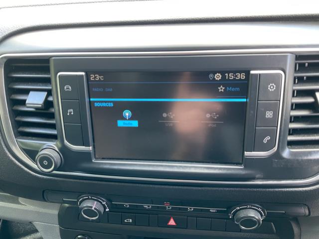 2021 Peugeot Expert 1000 1.5 Bluehdi 100 Professional Van (NV71OMW) Image 22