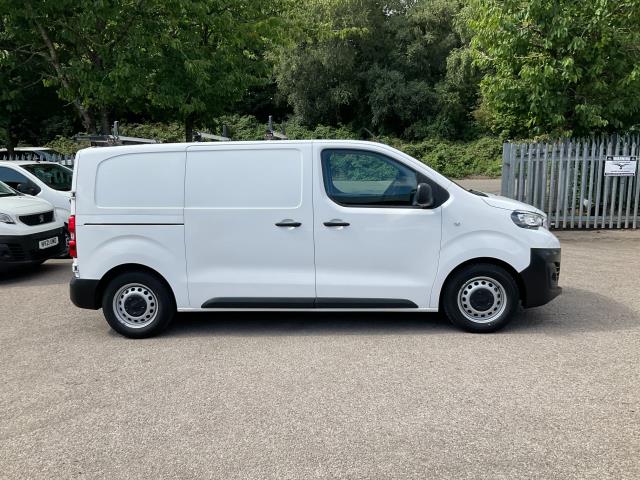 2021 Peugeot Expert 1000 1.5 Bluehdi 100 Professional Van (NV71OMW) Image 15