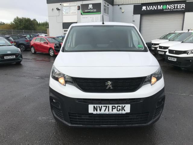 2022 Peugeot Partner L2 950 1.5BLUE HDI 100PS PROFESSIONAL PREMIUM EURO 6 (NV71PGK) Image 24