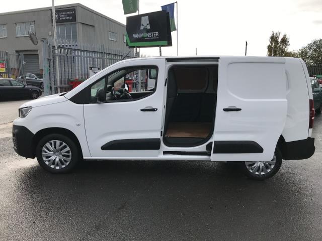 2022 Peugeot Partner L2 950 1.5BLUE HDI 100PS PROFESSIONAL PREMIUM EURO 6 (NV71PGK) Image 10