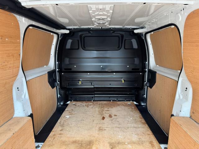 2022 Peugeot Expert 1000 1.5 Bluehdi 100 Professional Premium Van (NV71PGY) Image 51