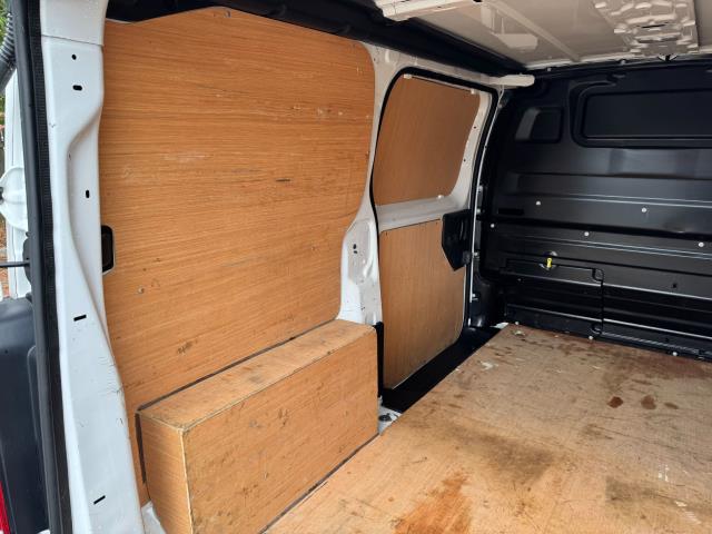 2022 Peugeot Expert 1000 1.5 Bluehdi 100 Professional Premium Van (NV71PGY) Image 52