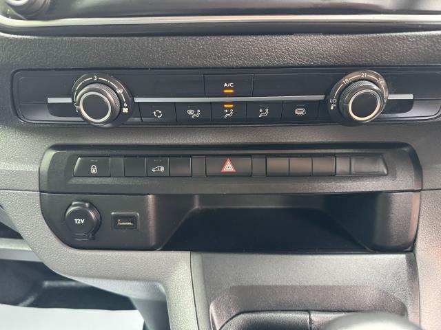 2022 Peugeot Expert 1000 1.5 Bluehdi 100 Professional Premium Van (NV71PGY) Image 29