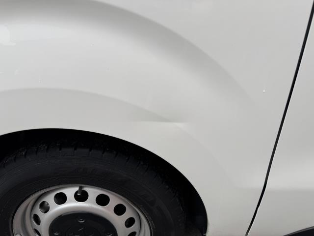 2022 Peugeot Expert 1000 1.5 Bluehdi 100 Professional Premium Van (NV71PGY) Image 65