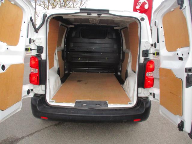 2022 Peugeot Expert 1000 1.5 Bluehdi 100 Professional Premium Van (NV71PHA) Image 29