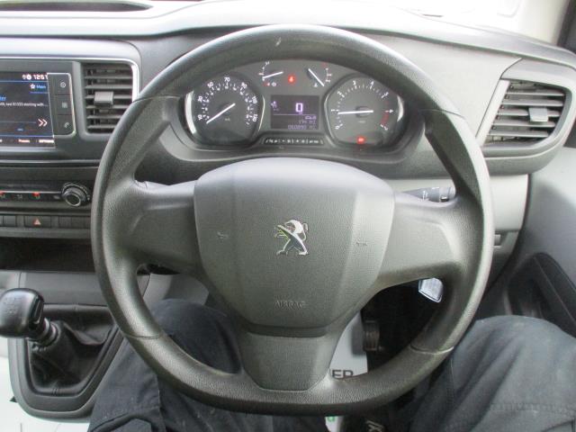 2022 Peugeot Expert 1000 1.5 Bluehdi 100 Professional Premium Van (NV71PHA) Image 14