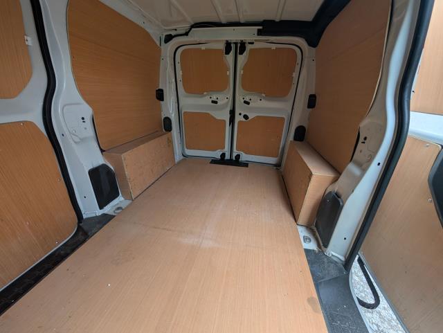 2022 Peugeot Expert 1000 1.5 Bluehdi 100 Professional Premium Van (NV71PHJ) Image 6