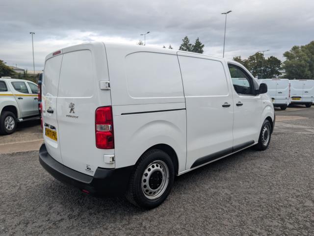 2022 Peugeot Expert 1000 1.5 Bluehdi 100 Professional Premium Van (NV71PHJ) Image 12