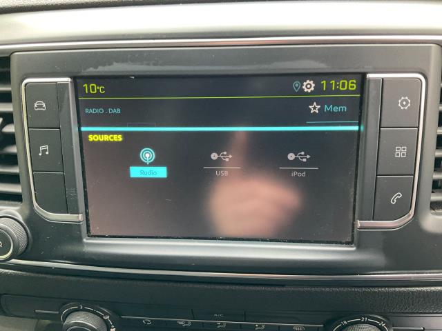 2022 Peugeot e-Expert 1000 100Kw 75Kwh Professional Van Auto (NV71SVE) Image 22