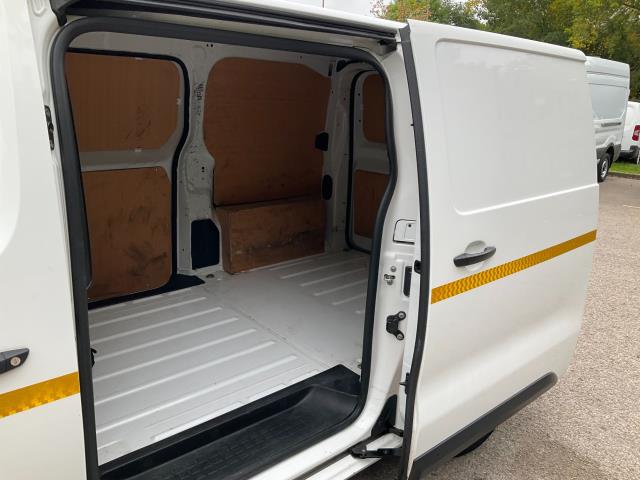 2022 Peugeot e-Expert 1000 100Kw 75Kwh Professional Van Auto (NV71SVE) Image 8