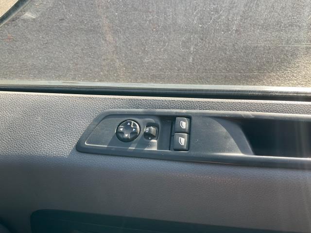 2022 Peugeot Expert 1000 1.5 Bluehdi 100 Professional Van (NV71SVF) Image 35