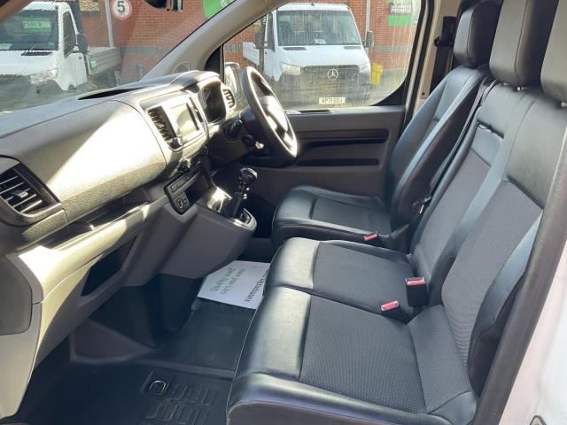 2022 Peugeot Expert 1000 1.5 Bluehdi 100 Professional Van (NV71SVF) Image 7