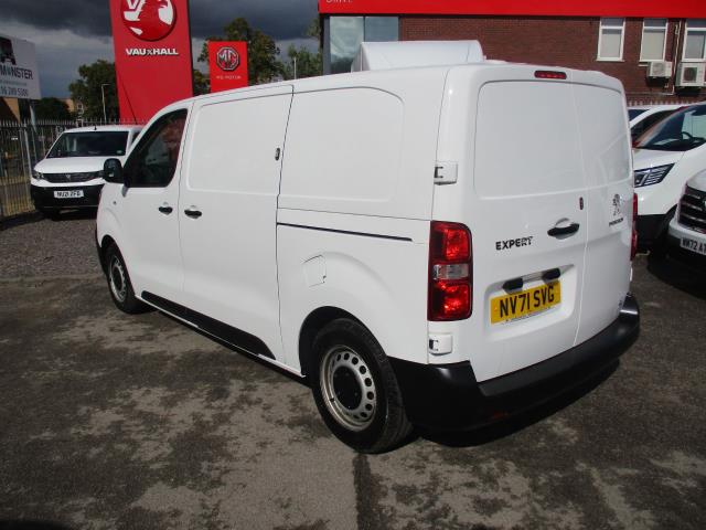 2022 Peugeot Expert 1000 1.5 Bluehdi 100 Professional Premium Van (NV71SVG) Image 7