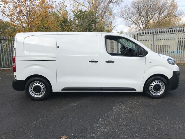 2022 Peugeot Expert 1000 1.5BLUE HDI 100PS PROFESSIONAL EURO 6 (NV71SVR) Image 6