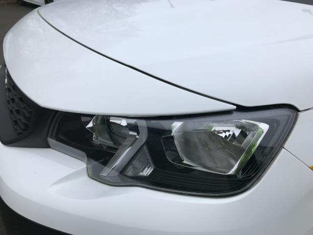 2022 Peugeot Partner 850 1.5 Bluehdi 100 Professional Premium Crew Van (NV71UJU) Image 14