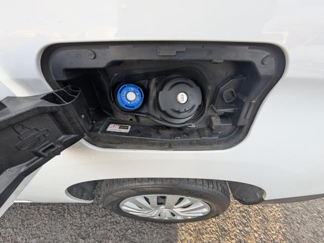 2022 Peugeot Partner 850 1.5 Bluehdi 100 Professional Premium Crew Van (NV71UKB) Image 31